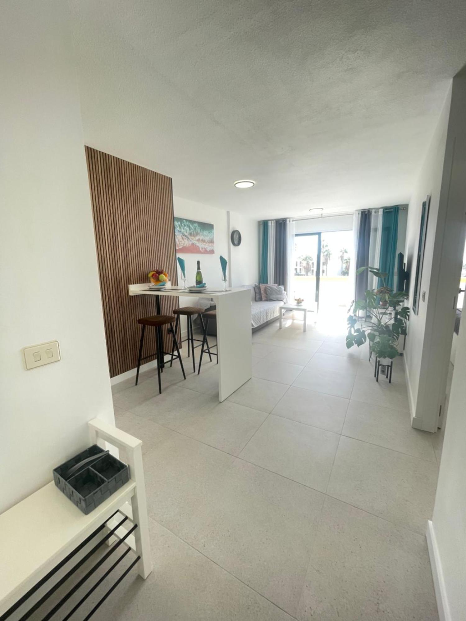 Royal View Apartment - Playa De Las Americas Bagian luar foto